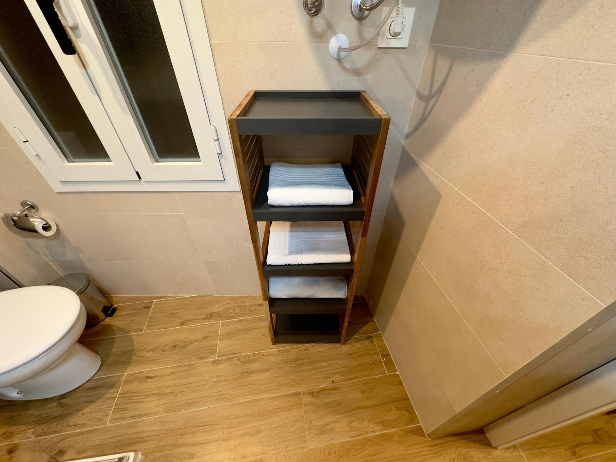 Apartamentos Anaya,1º,2º En Pleno Centro De Granada Dış mekan fotoğraf